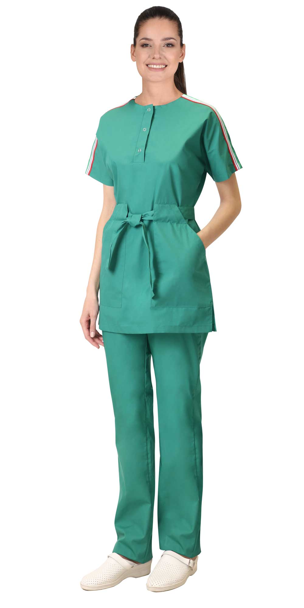 Костюм "СИРИУС-ЛИБЕРТИ" женский (блуза, брюки), короткий рукав, цвет: зеленый, ткань: смесовая